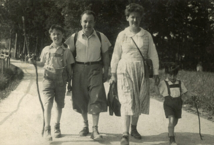 Heinz, Otto, Käthe und Franz Leichter, 1934 © Leichter Family Archive