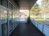 Terrasse vorne Bunte Treppen zur Straße